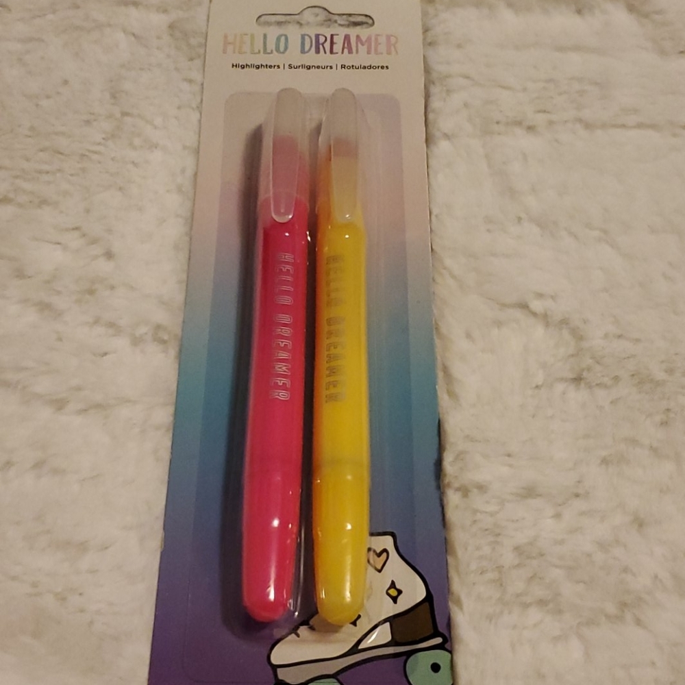 Hello Dreamer highlighters